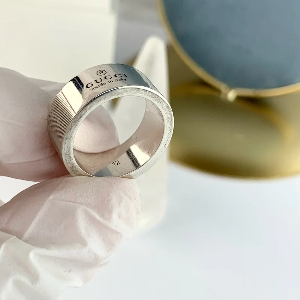 Authentic Gucci Signature Logo Wide Band Sterling Silver 925 Ring Sz 5.75 IT 12